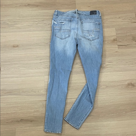 American Eagle Outfitters Medium Blue Ripped Skinny Jeans - Picture 5 of 6